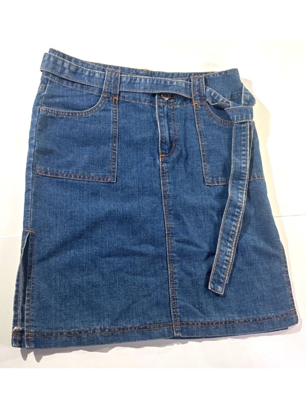 Blue Threads Womens Denim Skirt With Belted Waist & Double Button Closure Size 7